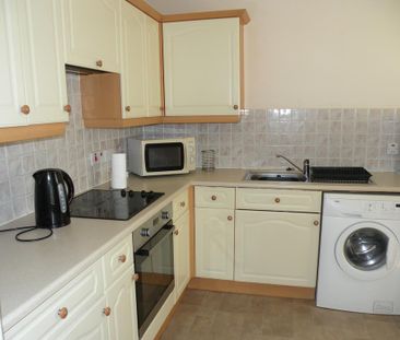 2 bedroom terraced house to rent - Photo 6