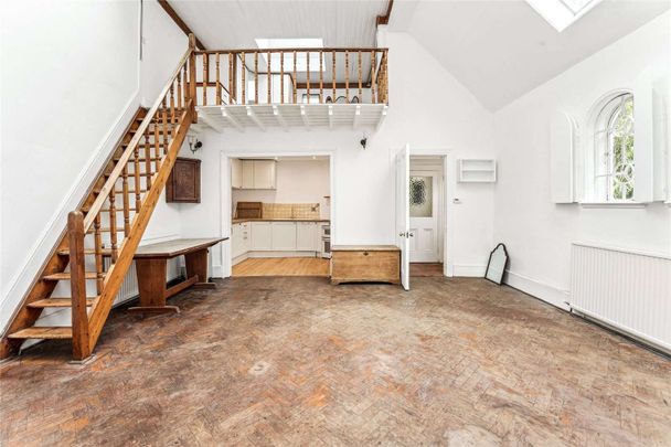 Albert Bridge Road, London, SW11 4QD - Photo 1