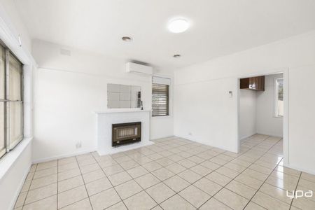 Comfort in a Prime Broadmeadows Location - Photo 2