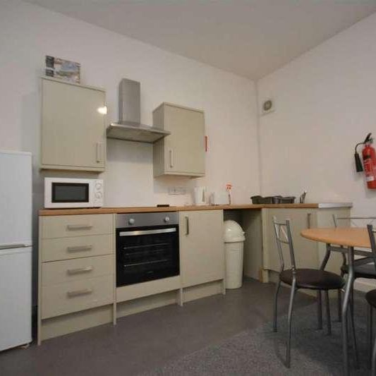 New Market Street, Wigan, WN1 - Photo 1