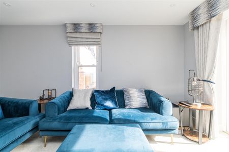 West Avenue, Gosforth, Newcastle Upon Tyne - Photo 3