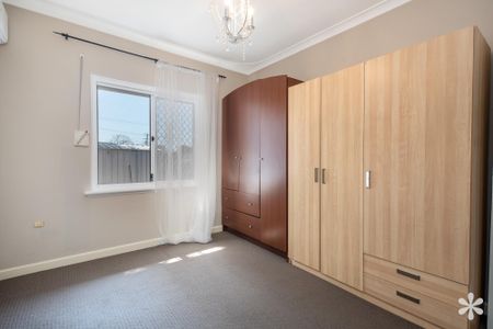 247B Grand Promenade - Photo 2