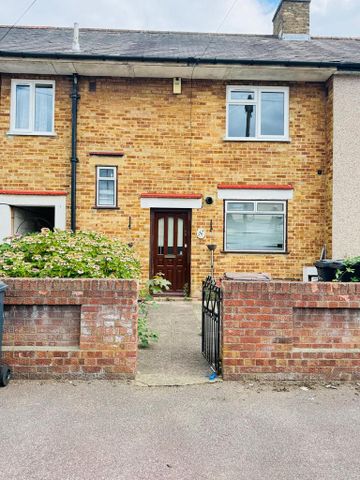 3 bedroom detached house to rent - Photo 5