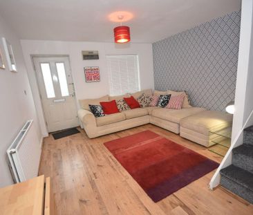 4 bedroom townhouse to rent - Photo 3