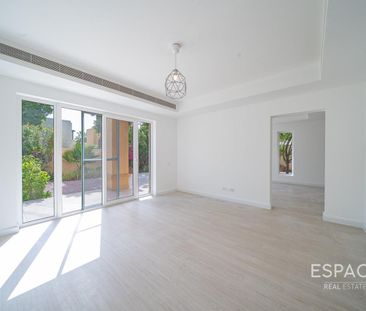 5BR Plus Maids Villa | Landscaped Garden - Photo 3