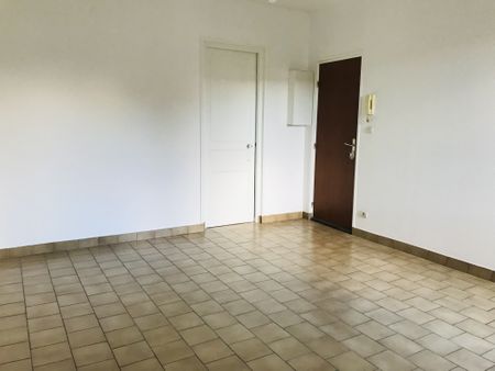 Location Appartement 2 pièces 41m² REIMS 51100 - Photo 2