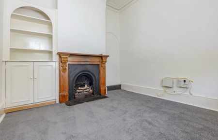 Carlton North - Photo 4