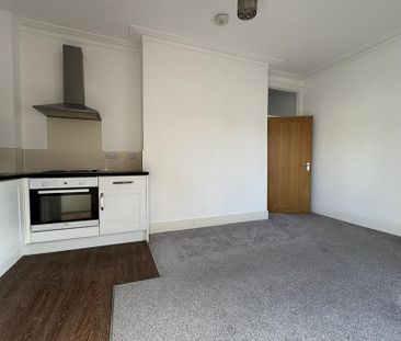 1 bedroom property to rent - Photo 3