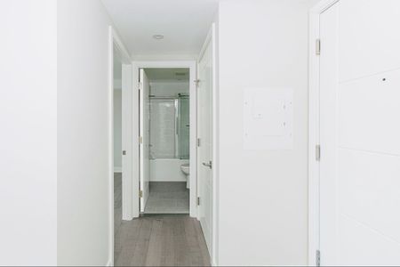 For Lease - 11 Walmer Road Unit# 403, Toronto, Ontario - Photo 2