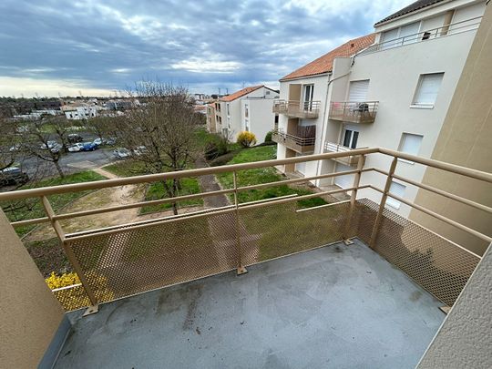 SAINT-BENOIT – studio meublé – 22.38 m² - Photo 1