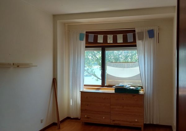 Simpático Apartamento T2 para Arrendamento junto à Foz do Douro