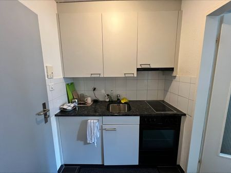 Gemütliche 1.0-Zi. Wohnung an urbaner Lage - Photo 2