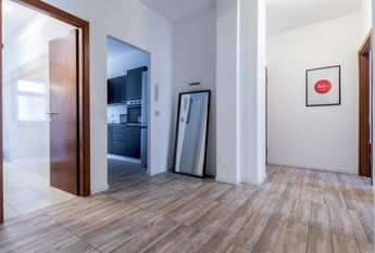 Wonderful single room in Via Renato Fucini