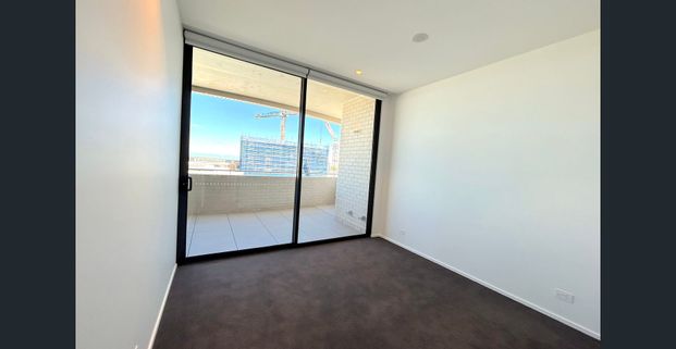 Available Now - Brand New Luxury Apartment in Lacebark, Norwest Quarter – Walk to Norwest Metro - Photo 1