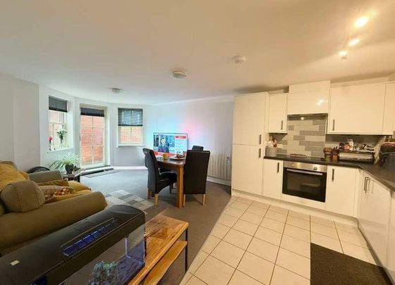 The Royal Seabathing, Canterbury Road, CT9 - Photo 1