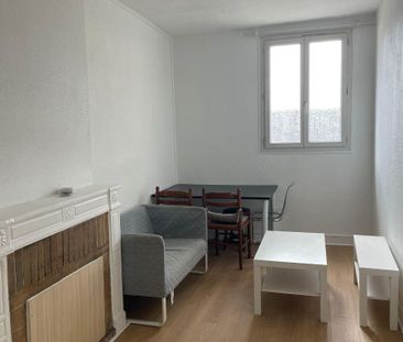 Location Appartement 2 pièces 34m² BORDEAUX 33000 - Photo 2