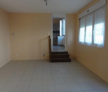 Location Appartement 4 pièces 72m² LE CREUSOT 71200 - Photo 2