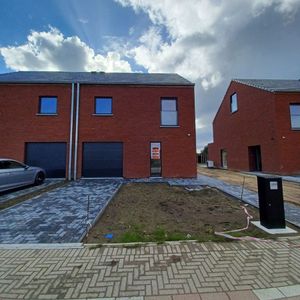 Huis te huur in Sleidinge voor € 1.395 met 4 slaapkamers - Photo 3