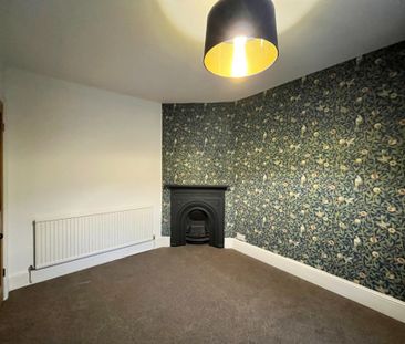 Farnborough Road, Farnham, GU9 - Photo 5