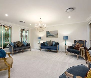 GRAND FAMILY HOME!! - Photo 2