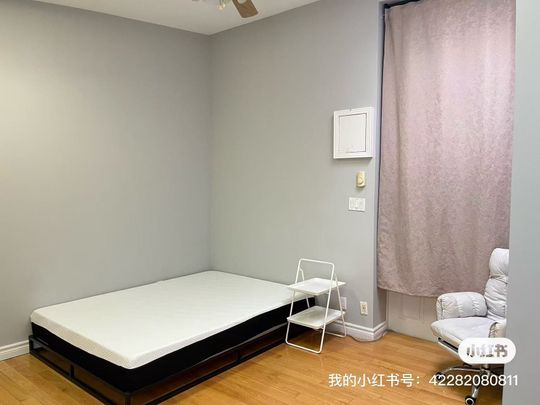 For Lease - 49 Viamede Crescent, Toronto, Ontario - Photo 1