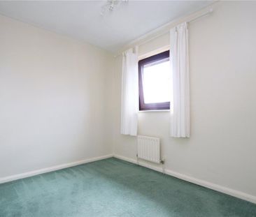 3 bedroom detached house to rent - Photo 3