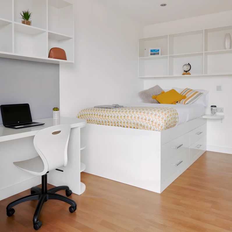 Penthouse Studio Plus - Photo 1