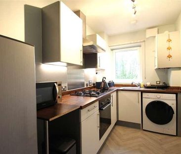 Laburnham Close, High Barnet, Barnet, EN5 - Photo 5