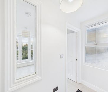 19 Cherry Orchard, Staines-Upon-Thames, Middlesex,TW18 - Photo 6