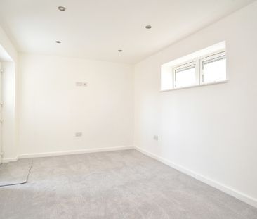 Kingsley Park Mews, Harrogate - Photo 4