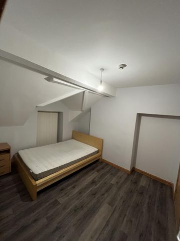 1 bedroom bedsit to rent - Photo 2