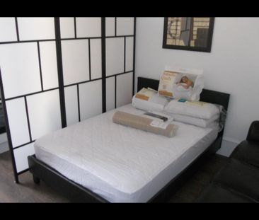 Bedsit, Sauchiehall Street, G2 - Photo 3