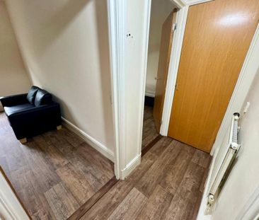 1 bedroom flat to rent - Photo 6