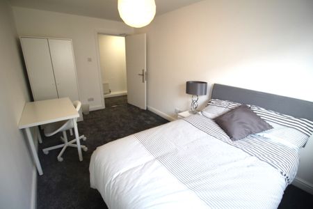 Flat 11, Samara Plaza, LS2 9DU, Leeds - Photo 5