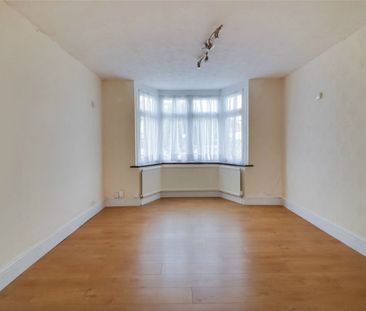 Princes Avenue, London, NW9 - Photo 4