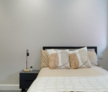 2 bedroom Flat to rent - Photo 6