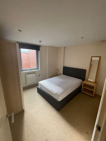 1 Bed Flat, Broughton House, S1 - Photo 3