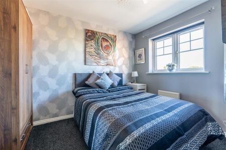 3 bedroom semi-detached house to rent - Photo 4