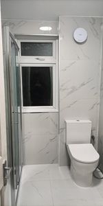 Room in a Shared House, Macaulay Road, E6 - Photo 3