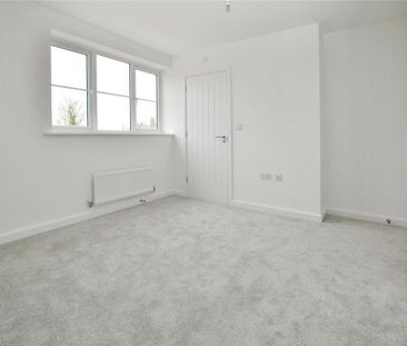 3 bedroom detached house to rent - Photo 5