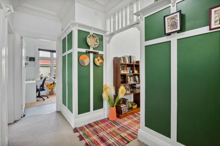 A tidy and spacious home! - Photo 4