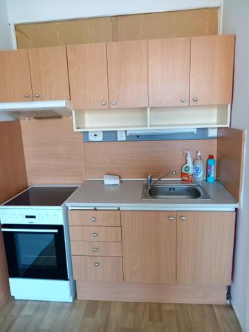 Pronájem bytu 1+kk, garsoniery 35 m², Hradec Králové - Photo 2