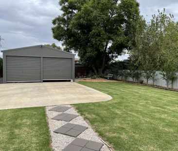 Stylish 2-Bedroom House in Central Dubbo - Photo 6