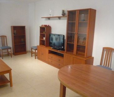 Apartamento planta baja en alquiler en Los Pacos, Fuengirola - Photo 3