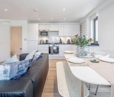 2 bedroom flat to rent - Photo 3