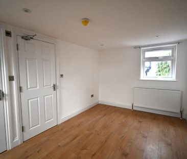 7 bedroom terraced house to rent - Photo 3