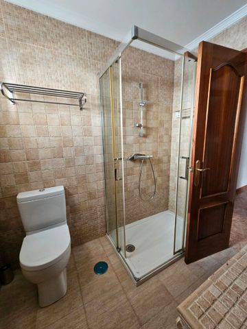 Casa adosada de alquiler en Campanillas - Photo 3