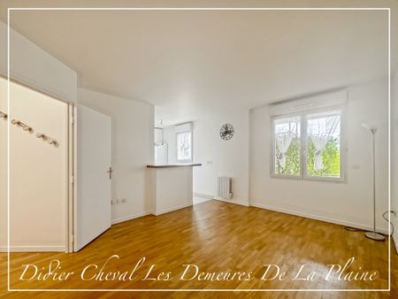 LOCATION NUE 2 PIECES 45,01 M2 CENTRE VILLE - Photo 3