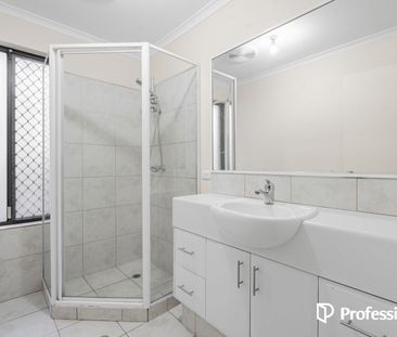 Well-Presented 3 Bedroom Home in a Prime Karrinyup Location - Photo 4