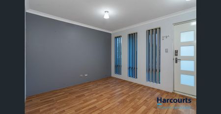 Park-side Family Entertainer - 71 Fairbourne Approach, Butler - Photo 4